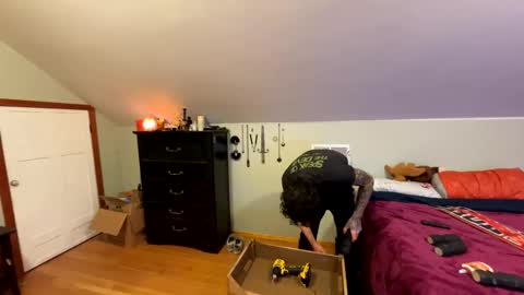 Snapshot of mrfanceypants chatting on 12.14.25 mrfanceypants online show from 12.14.25