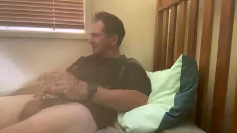 mrgray11xxx aussie online show from 02.22.25