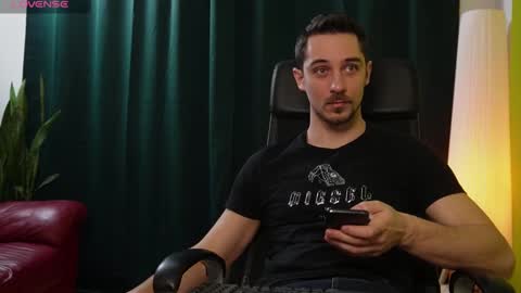 juan luis online show from 02.15.25