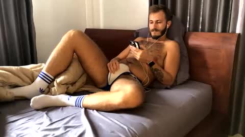 Snapshot of mrmaxiy chatting on 10.25.25 Max online show from 10.25.25