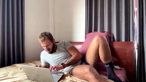 Snapshot of mrmaxiy chatting on 01.08.26 Max online show from 01.08.26