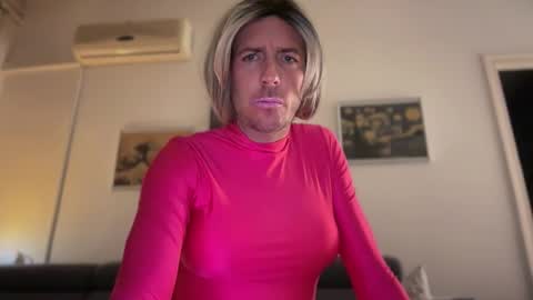 TaleOfLaura online show from 01.12.26