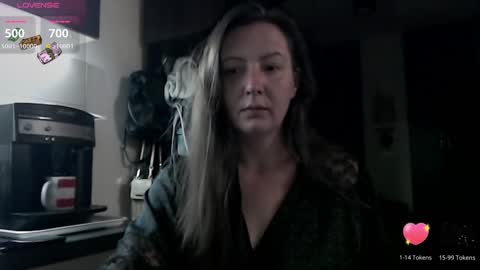 Lara online show from 09.17.25