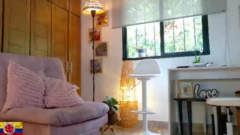 Snapshot of mrs_edha_ chatting on 06.25.26 Edha online show from 06.25.26