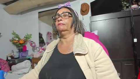 mrs_mommy online show from 09.09.25