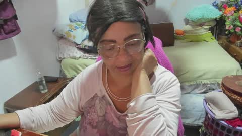 mrs_mommy online show from 04.06.26