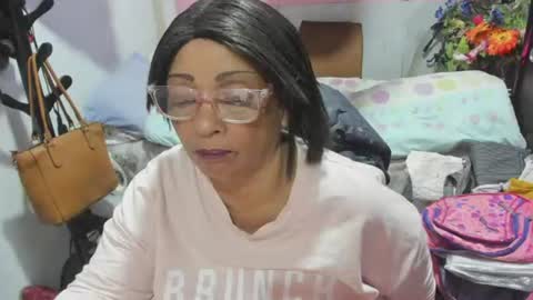 mrs_mommy online show from 06.11.26