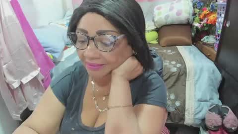 mrs_mommy online show from 06.13.26
