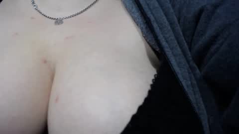 Snapshot of mrs_smith__ chatting on 02.28.25 mrs_smith__ online show from 02.28.25