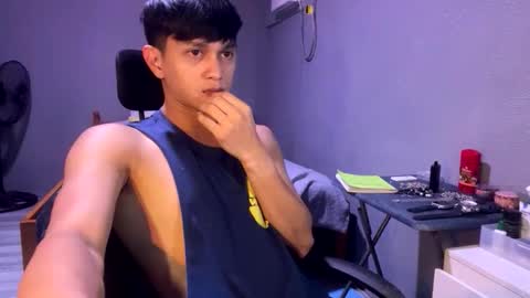 Snapshot of mrshawn95 chatting on 05.29.26 shawn online show from 05.29.26