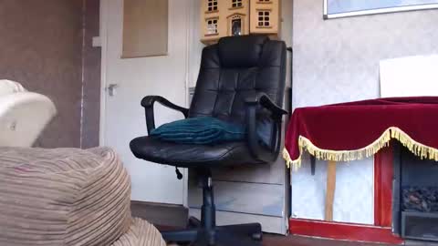 Snapshot of mrstraightdic chatting on 11.04.25 mrstraightdic online show from 11.04.25