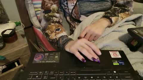 Snapshot of mrswadsworthy chatting on 12.01.25 Marie Wadsworthy Wife Marie XXX online show from 12.01.25