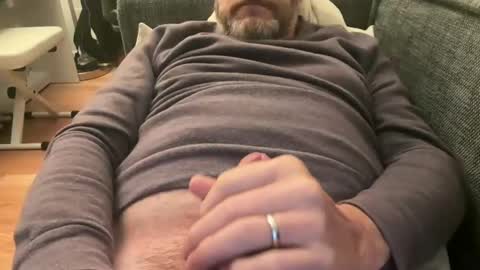 Snapshot of mryum75 chatting on 01.08.25 mryum75 online show from 01.08.25