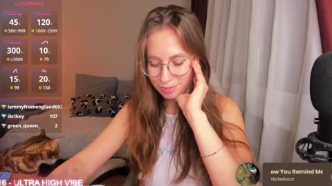 Snapshot of ms_allison chatting on 01.10.25 Allison online show from 01.10.25