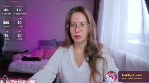 Snapshot of ms_allison chatting on 03.04.25 Allison online show from 03.04.25