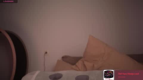 Snapshot of ms_allison chatting on 09.10.25 Allison online show from 09.10.25