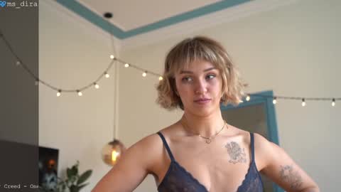 Snapshot of ms_dira chatting on 03.07.26 dira and the riru tribe online show from 03.07.26