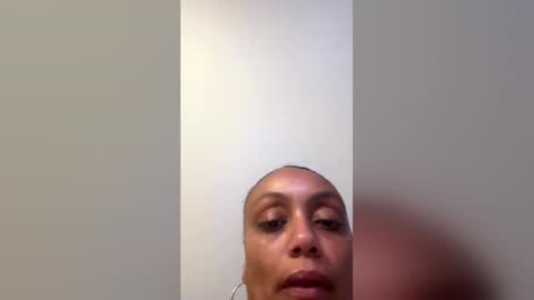 ms_discreet online show from 06.22.26
