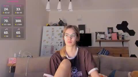 Ms ForYOU online show from 12.23.25