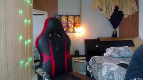 ms_leydi online show from 10.17.25