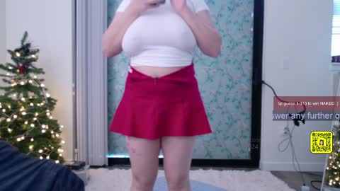 R o r i  SnapChat heyroriv2 wednesday - sunday Noon oclock mountain - 5pm mountain online show from 12.21.24