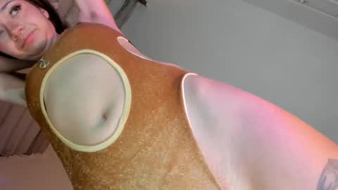 Snapshot of ms_pickless chatting on 10.08.25 Annabelle online show from 10.08.25