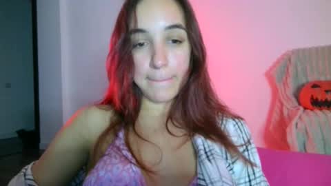 Snapshot of ms_sophiee chatting on 11.02.25 ms_sophiee online show from 11.02.25