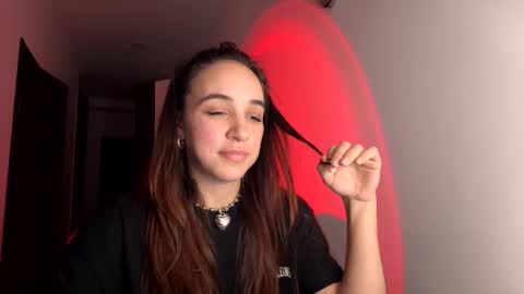 Snapshot of ms_sophiee chatting on 03.05.26 ms_sophiee online show from 03.05.26