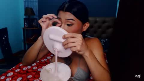 Snapshot of msasianbigcockts chatting on 10.29.25 Thea online show from 10.29.25