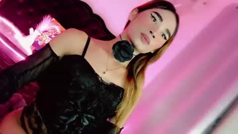 mscherry_ online show from 01.18.26