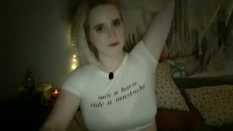 Snapshot of msclairewhatever chatting on 10.03.25 msclairewhatever online show from 10.03.25