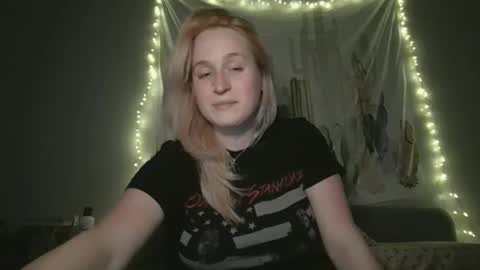 Snapshot of msclairewhatever chatting on 12.01.25 msclairewhatever online show from 12.01.25