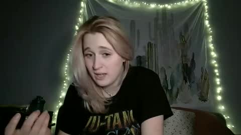 Snapshot of msclairewhatever chatting on 02.13.26 msclairewhatever online show from 02.13.26