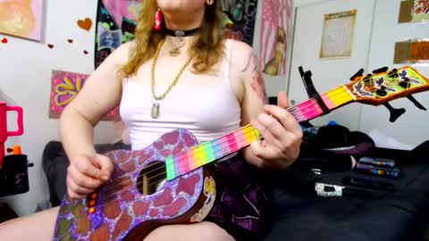 Snapshot of mscuntyluxxe chatting on 03.28.26 Cunty Luxxe online show from 03.28.26