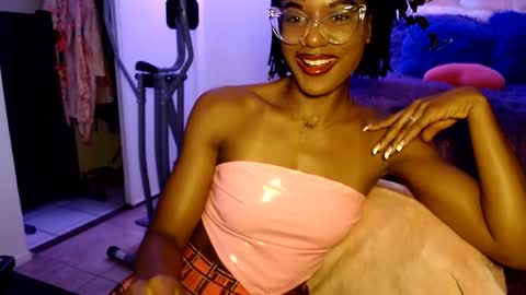 CocoSage online show from 05.06.26