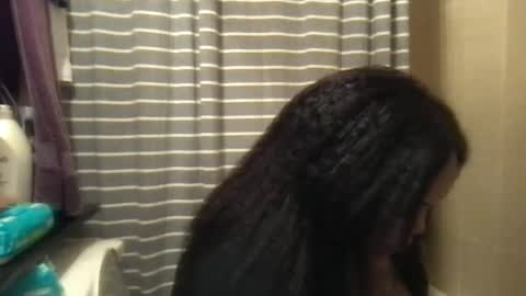 Snapshot of msjonemillion chatting on 12.29.24 Chocolate  Candy   Stick online show from 12.29.24