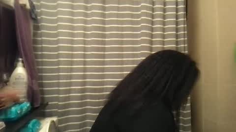 Snapshot of msjonemillion chatting on 01.19.25 Chocolate  Candy   Stick online show from 01.19.25