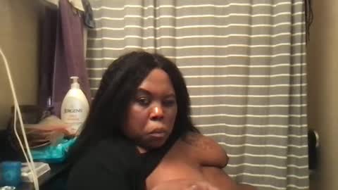 Snapshot of msjonemillion chatting on 01.20.25 Chocolate  Candy   Stick online show from 01.20.25