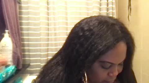 Snapshot of msjonemillion chatting on 01.21.25 Chocolate  Candy   Stick online show from 01.21.25