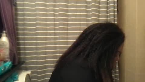 Snapshot of msjonemillion chatting on 01.22.25 Chocolate  Candy   Stick online show from 01.22.25