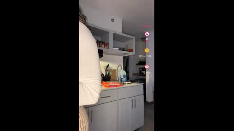 mskitty000 online show from 01.15.26