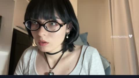 msroxanna online show from 03.19.26