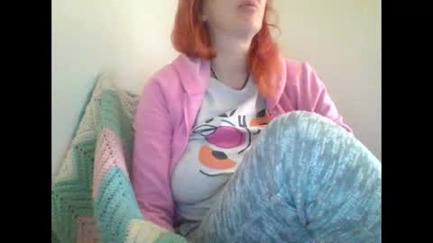 Snapshot of mss_angela chatting on 12.16.25 Mss Angela online show from 12.16.25