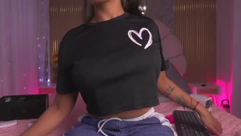 Manuela  online show from 05.02.26