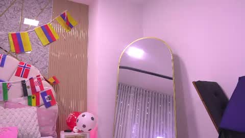 Manuela  online show from 07.12.26