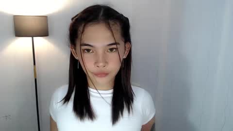 Snapshot of mstefany chatting on 12.15.24 tefany online show from 12.15.24