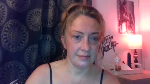 Snapshot of mswhitney618 chatting on 09.12.25 mswhitney618 online show from 09.12.25