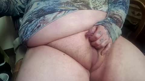 Snapshot of mtrcyclerydr chatting on 01.12.26 B-Lo Average Guy online show from 01.12.26