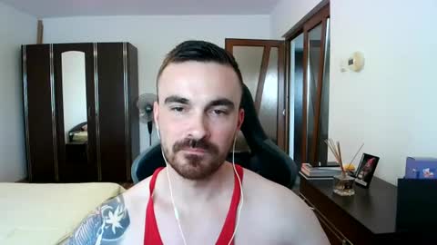 Snapshot of mu5clemania chatting on 06.16.26 Victor online show from 06.16.26