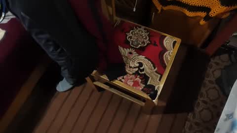 Snapshot of muchachosam chatting on 10.20.25 zenon online show from 10.20.25